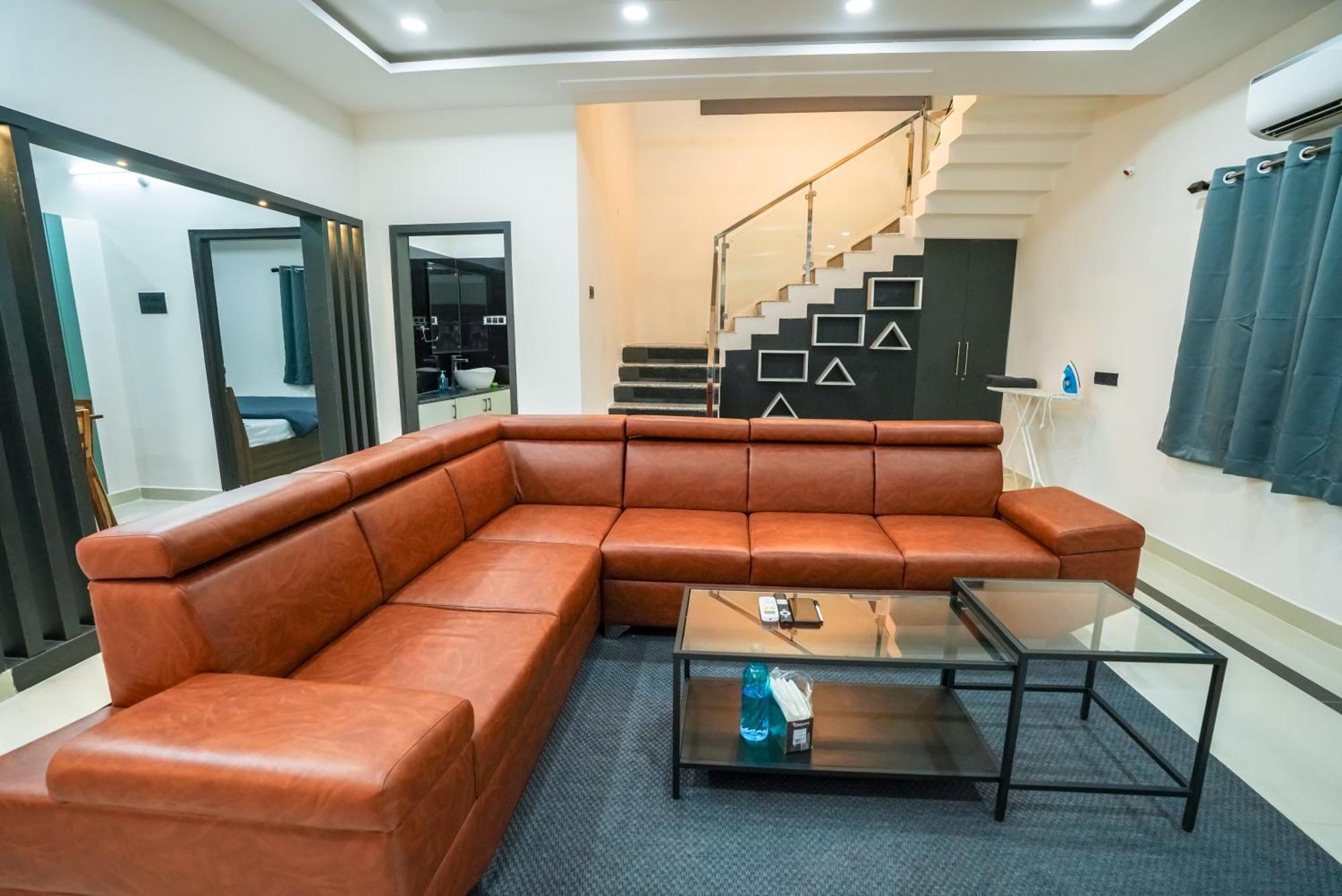 N Cube Serviced Apartments Hyderabad Exteriör bild