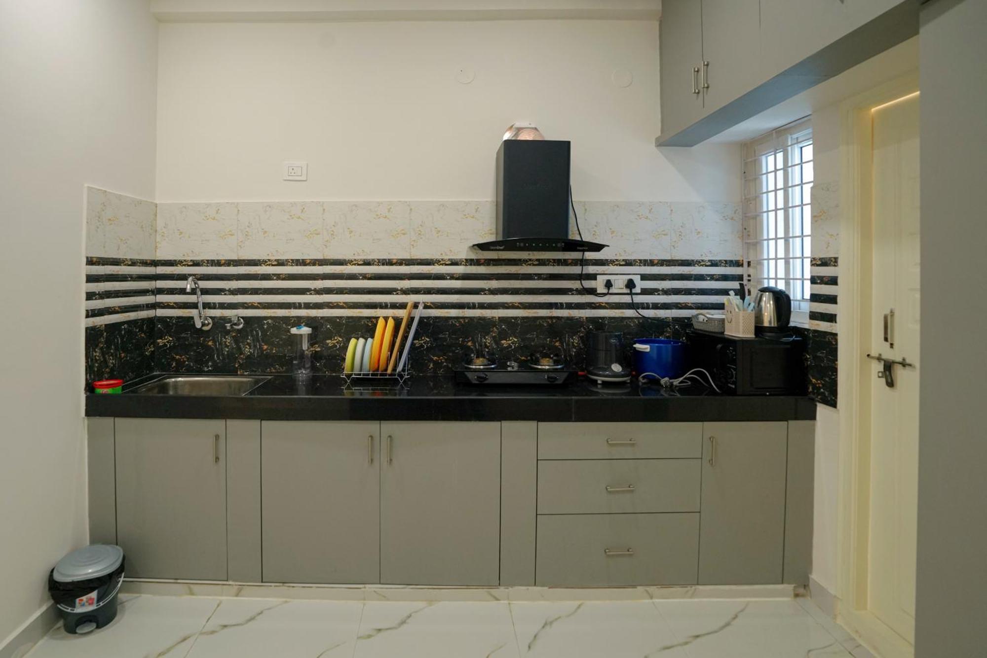 N Cube Serviced Apartments Hyderabad Exteriör bild