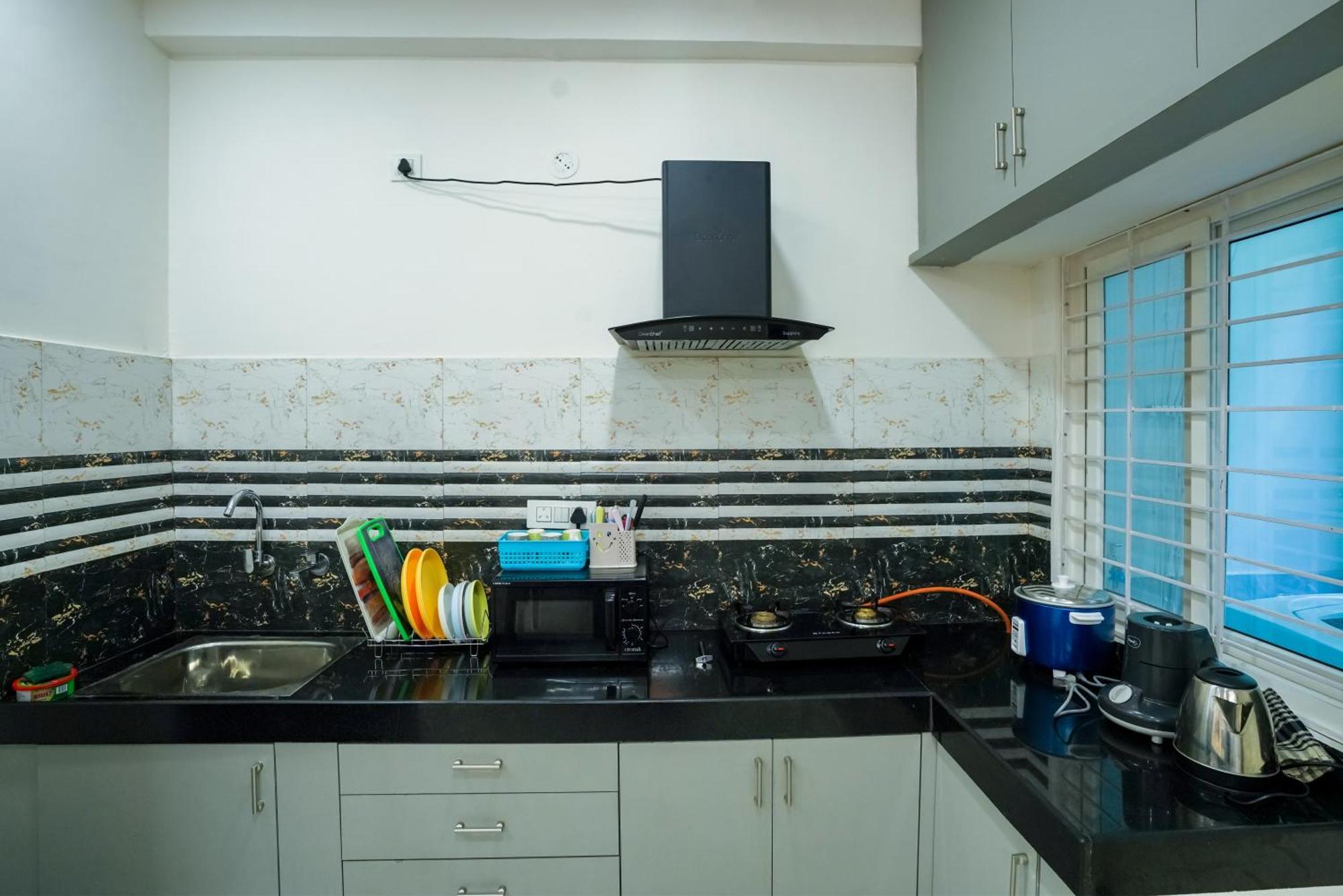 N Cube Serviced Apartments Hyderabad Exteriör bild
